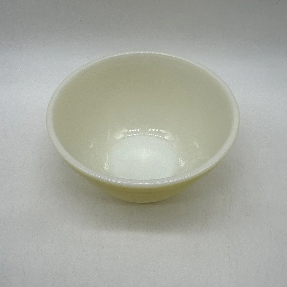 Vintage Pyrex 401 Yellow 1.5 Pint Nested Mixing Bowl